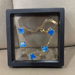 Elegant Blue and Gold Bracelet